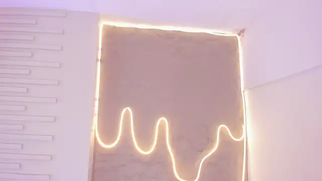 Alana_Kim live sex cam