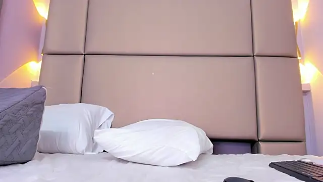 lucianasmith_ live sex cam