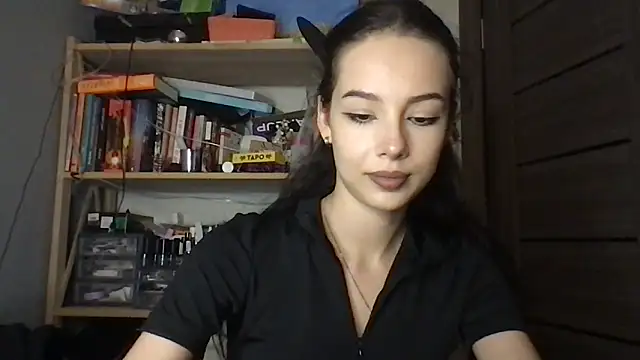 Yuna5343 live sex cam