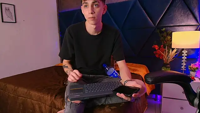 Lion_Foster01 live sex cam