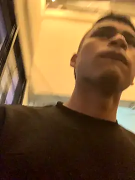 Emiliano_Reyes live sex cam