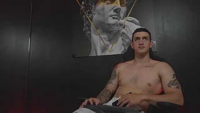 JacksonOlsenn live sex cam