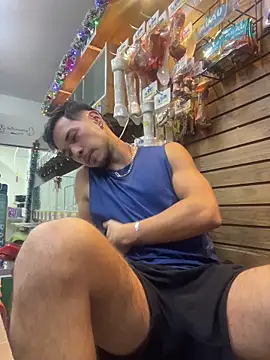 Leonardmoppet live sex cam