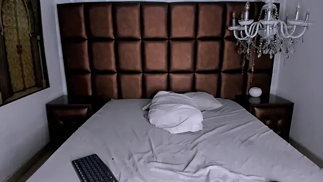 rubyrouge__ live sex cam