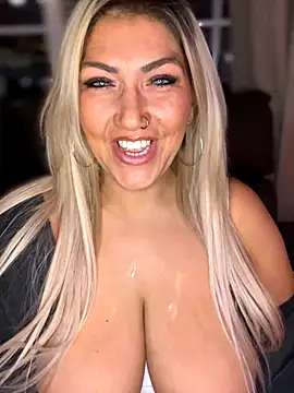 LittleMissEeve live sex cam