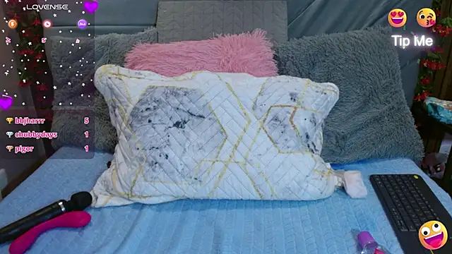 sofylove_'s cam snapshot