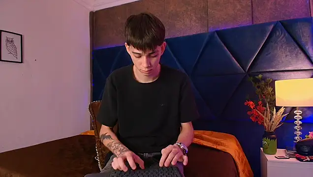 Lion_Foster01 live sex cam