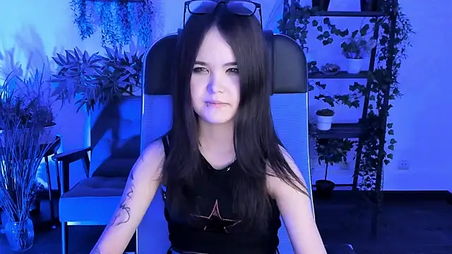 Elainebeness live sex cam