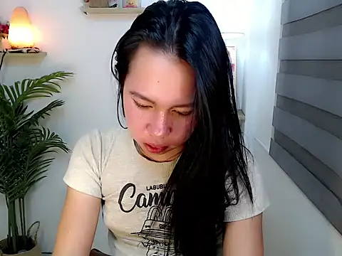 Ur_lovely_kim live sex cam