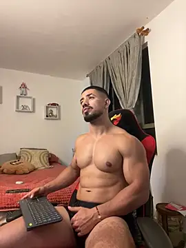 Ezzio_Scolaro live sex cam