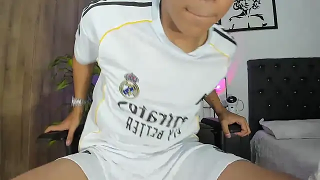 AlanNaughty live sex cam