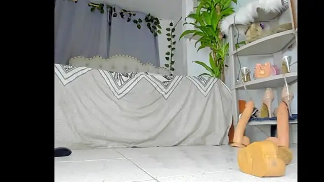 khalyn_jenner live sex cam