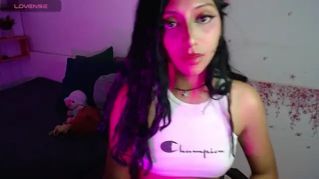 Emily_SoftSavage's cam snapshot