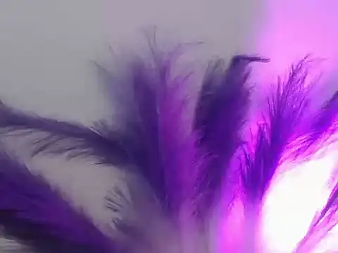 Queen_Rousee's cam snapshot