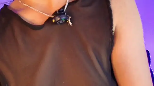 Mara_Wolf01's cam snapshot