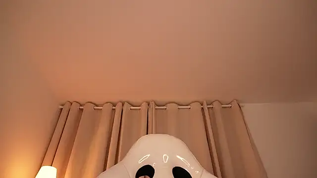 bella_adams_ live sex cam