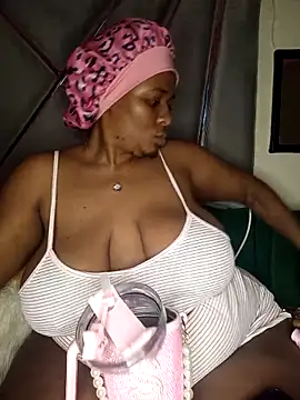 CocoBootyyy's cam snapshot