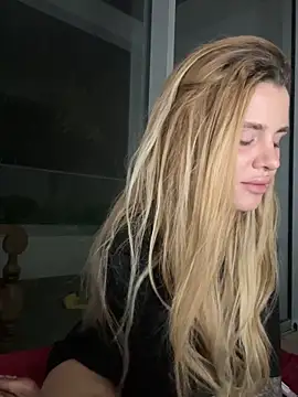 EmiliaCatalina live sex cam