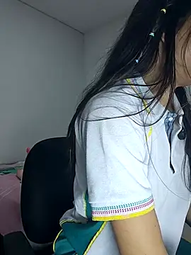 sophia_ramirez12 live sex cam