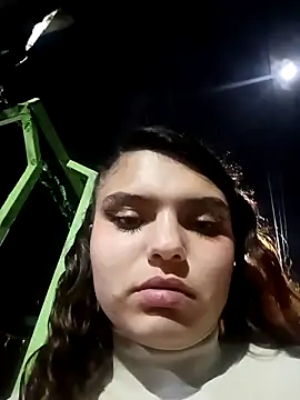 Alis_1327 live sex cam