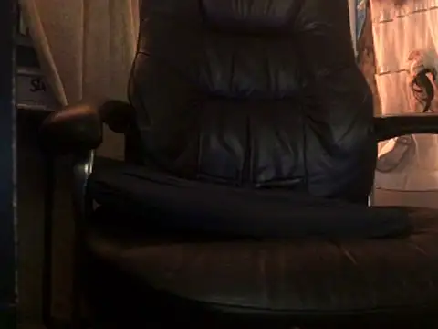 Thickwhitetight's cam snapshot