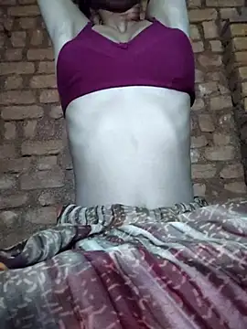 Yatiksha_Beby live sex cam