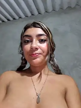 Sweed-virgin-pussy live sex cam