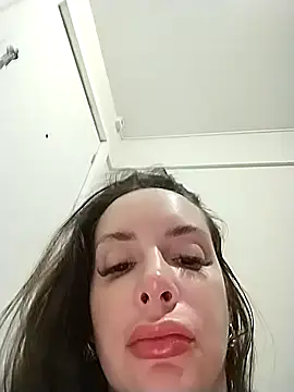 AmandinhaGomes96 live sex cam