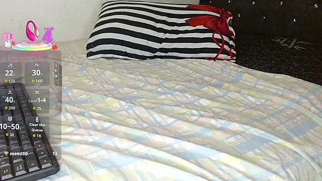 canela-hot34 live sex cam