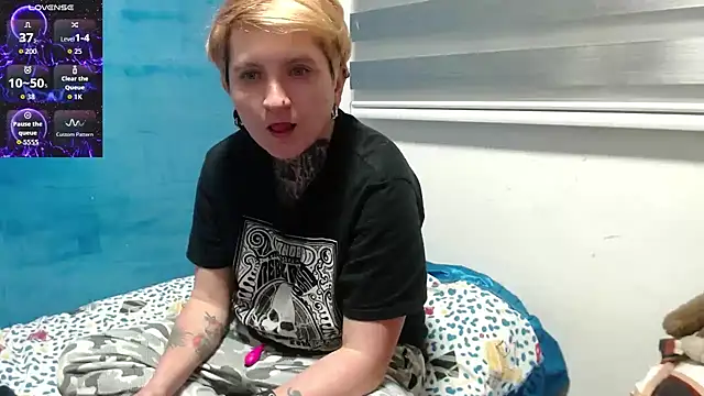 Marieblueeyes live sex cam