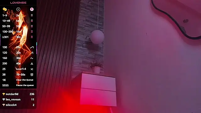 skinny_naughty_'s cam snapshot