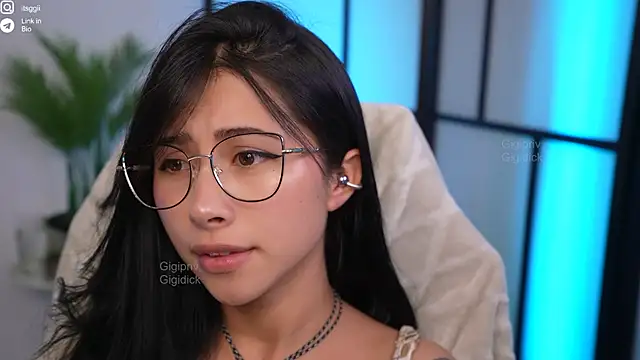 Gigi_ohlala live sex cam