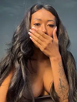 thai-dreamgirl live sex cam