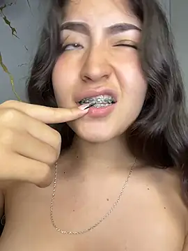 Gaby-Herrera live sex cam