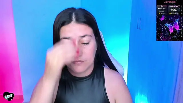 Saskyaa live sex cam