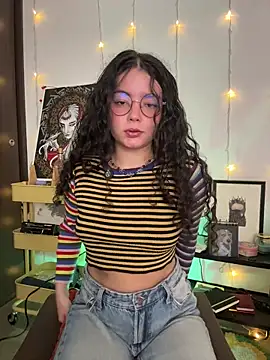 Antoniart_ live sex cam