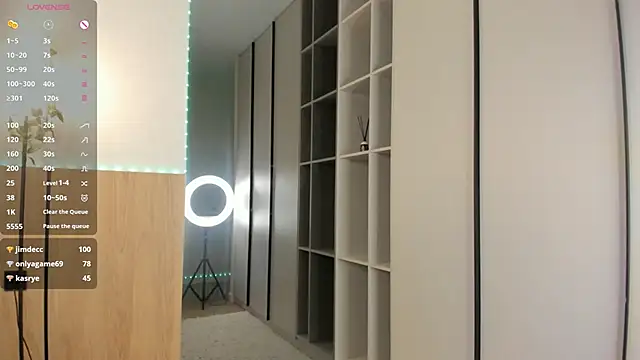 Xonalenei live sex cam