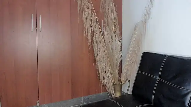 Evansdark1 live sex cam