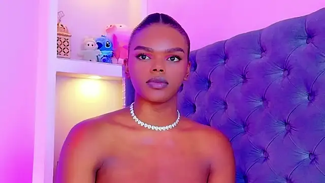 CamiEstrada live sex cam