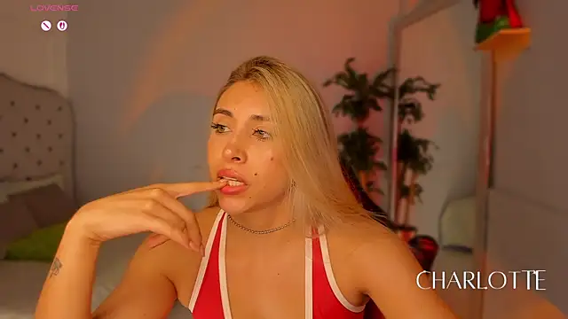 charlotte__grey live sex cam