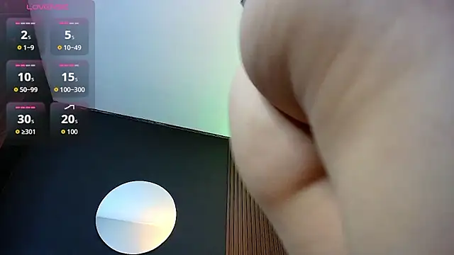 Aaron_Jassell1 live sex cam