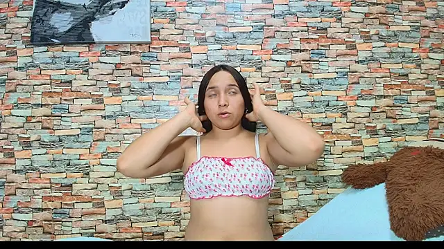 couple_lovelyds live sex cam