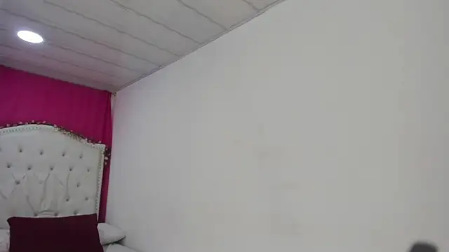 XaanderGrey live sex cam