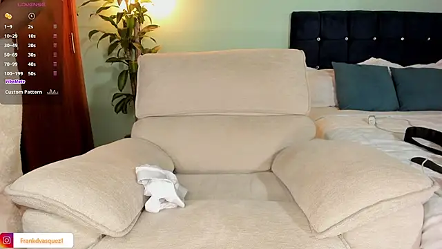 Neganhot_ live sex cam