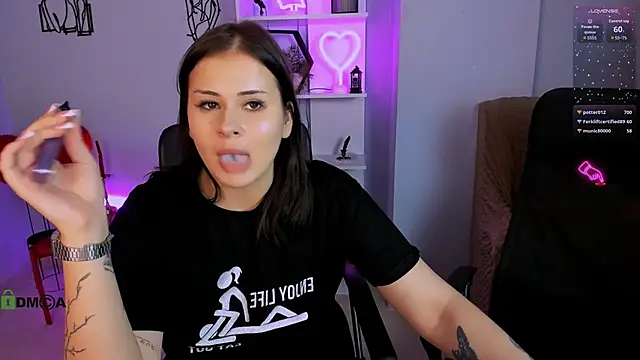 melani_bumm live sex cam