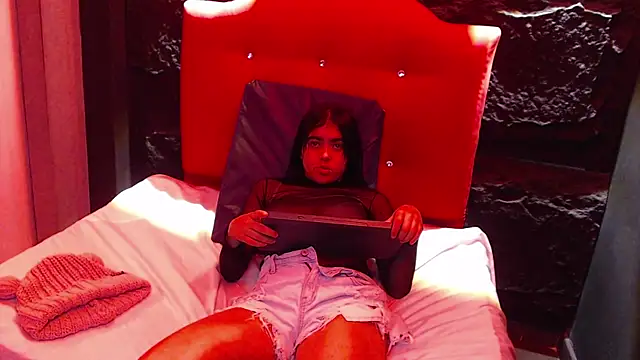 mia_violet8's cam snapshot