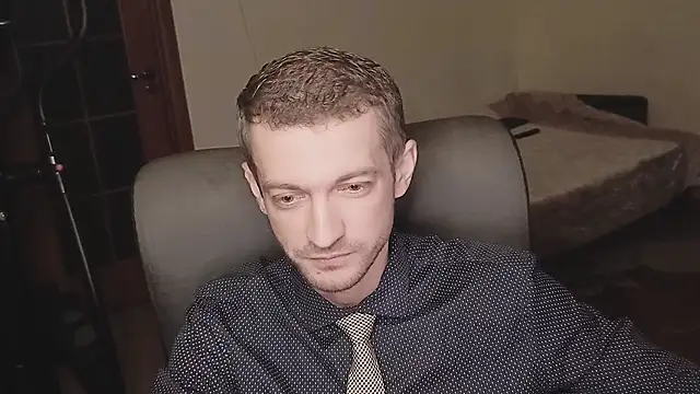 333Alone_in_theDark777's cam snapshot