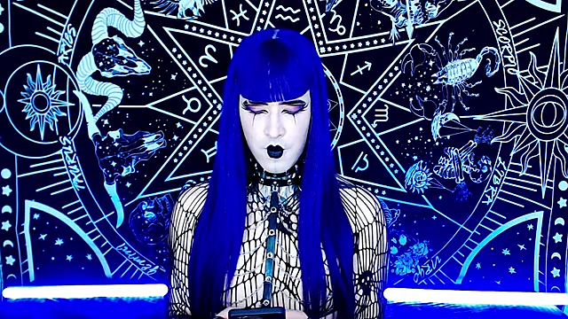 naomi_satan live sex cam