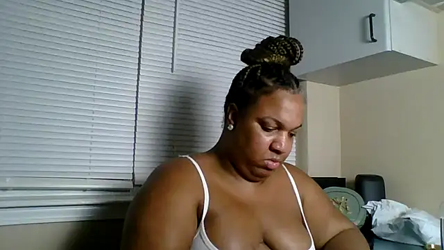 Badgirlbrittt live sex cam