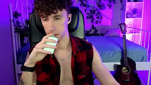 mark_caron's cam snapshot